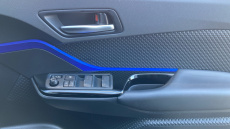 Toyota C-HR 2.0 Hybrid Dynamic 5dr CVT Hybrid Hatchback